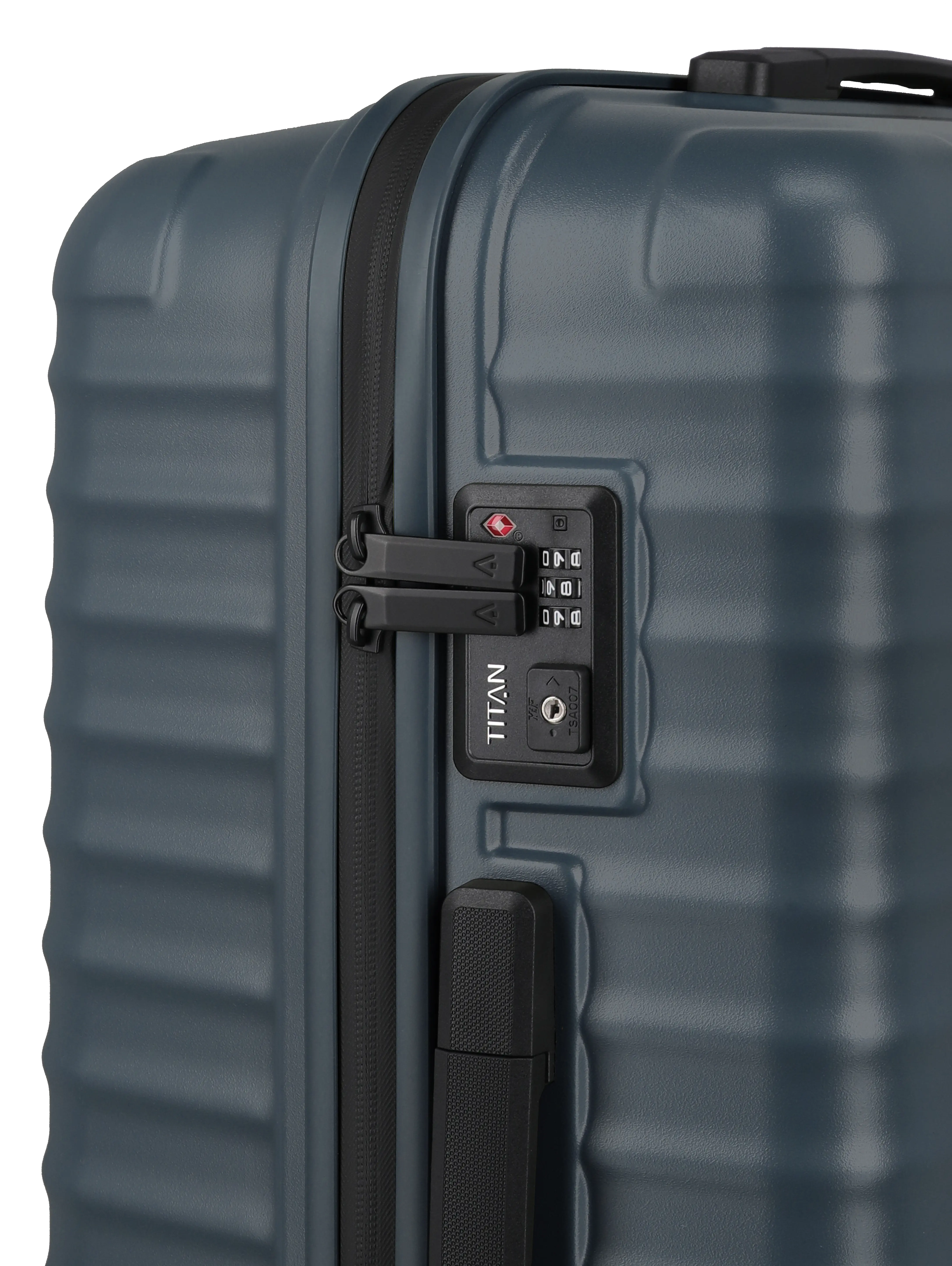 TITAN Trolley UPGRADE M+ 69 cm mit 4 Rollen Midnight Blue